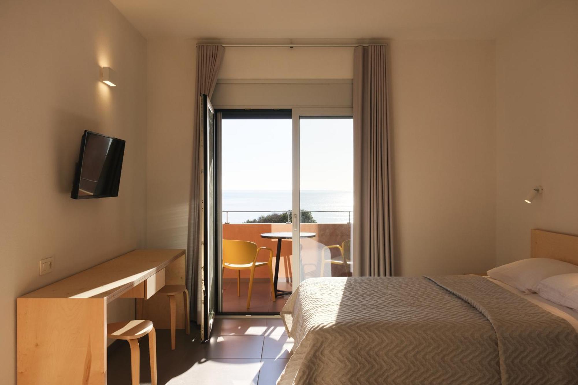 Pasithea Suites โมเน็มวาซี ภายนอก รูปภาพ